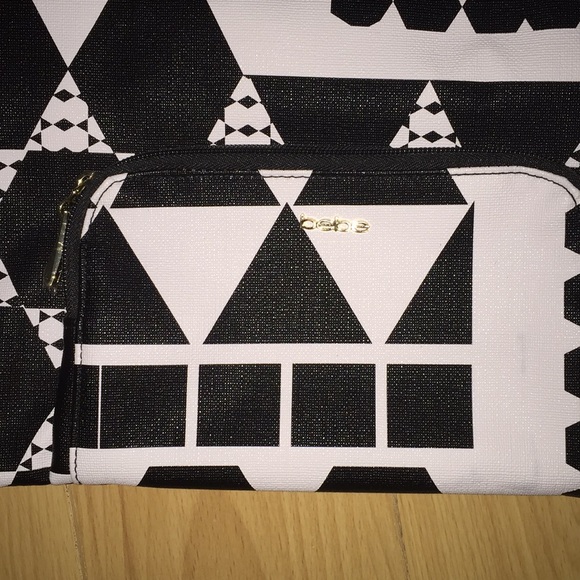 BEBE Black & White Wristlet - Picture 2 of 8